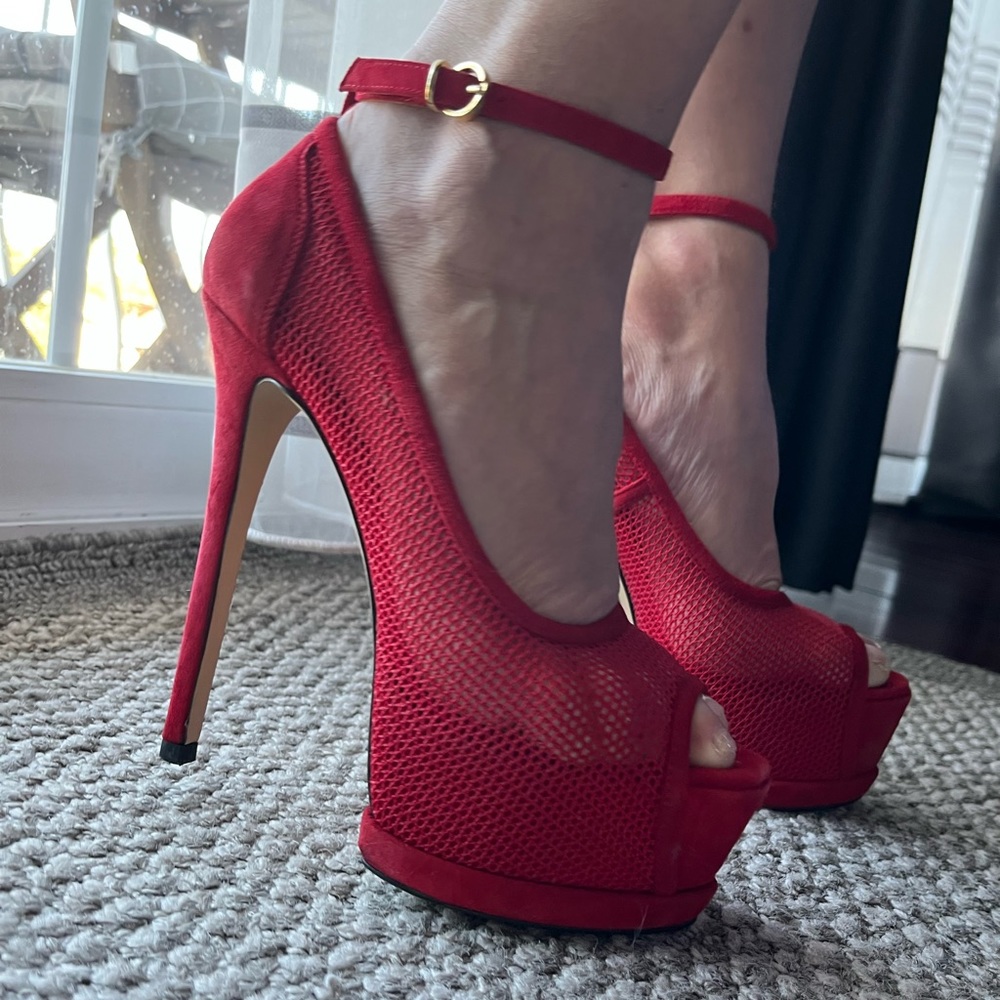 Red mesh heels - Picture 9 of 16